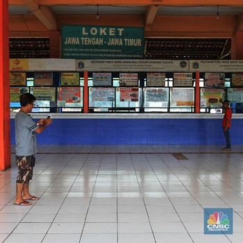 Mudik Dilarang, Terminal Kampung Rambutan Bak Terminal 'Mati'