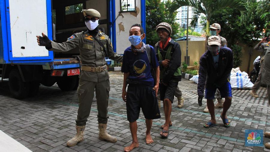 GOR Tanah Abang yang Jadi Penampungan Tunawisma. (CNBC Indonesia/Tri Susilo)