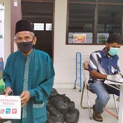Dana Zakat Pertamina Salurkan 1.500 Paket Sembako di Dumai