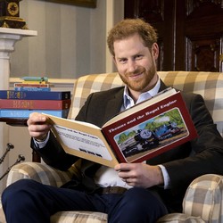 Pangeran Harry Blak-blakan Kritik Pangeran Charles