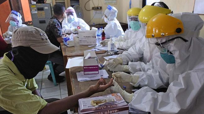 Transmisi Lokal, Bali akan Rapid Test 2.300 Warga di Bangli - CNN Indonesia