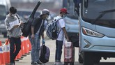 Pangkogab Wilhan I Laksamana Madya TNI Yudo Margono mengatakan WNI ABK MV Dream Explorer itu dibawa ke tiga hotel di wilayah Jakarta Selatan untuk menjalani isolasi mandiri. (ANTARA FOTO/Nova Wahyudi)