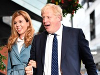 Selamat! Boris Johnson & Pasangan Sambut Kelahiran Putranya