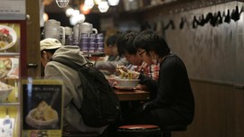 New Normal Jepang Tanpa Sushi Bar dan Ziarah Arsitektur