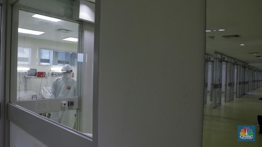 Perlengkapan medis ICU dan HCU untuk penanggulangan Covid-19 di RSUPN Dr. Cipto Mangunkusumo, Jakarta. (CNBC Indonesia/Muhammad Sabki)