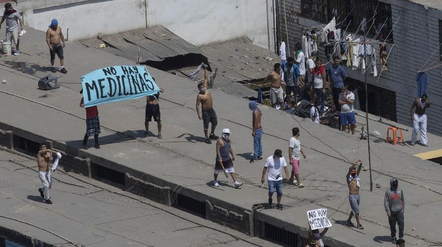 Para tahanan di penjara Lurigancho di Lima, Peru. AP/Rodrigo Abd