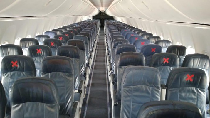 Komitmen Faktor Keselamatan dan Keamanan Penerbangan Lion Air Group Menjalankan Pengaturan Sistem Jarak Aman Antartamu (Physical Distancing) di Dalam Kabin Pesawat. (Lion Air) Komitmen Faktor Keselamatan dan Keamanan Penerbangan Lion Air Group Menjalankan Pengaturan Sistem Jarak Aman Antartamu (Physical Distancing) di Dalam Kabin Pesawat. (Lion Air)