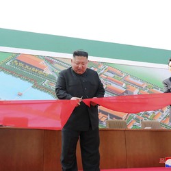 Kim Jong Un Muncul dari 'Serangan Kematian', Ini Kata Trump