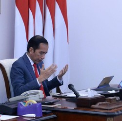 Jokowi: Selamat Jalan The Godfather of The Broken Heart