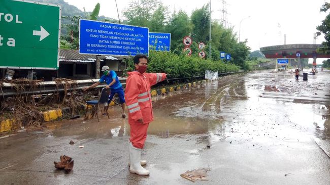 Banjir Terjang Cilegon, Gerbang Tol Ditutup