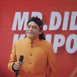 Bukan Asli, Ini Kisah dan Nama Didi Kempot Sebenarnya!