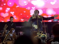 Barisan Sobat Ambyar Lord Didi: Desa, Belanda, Sampai Istana