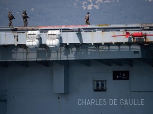 Kapal Induk Prancis Sandar di Lombok, Krunya Geber Mobil di Mandalika