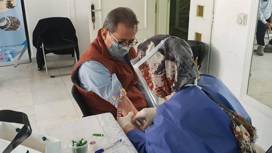 Test darah WNI di Tehran (KBRI Tehran)