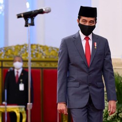 Ambisi Besar Jokowi: Curva COVID-19 Turun Bulan Ini