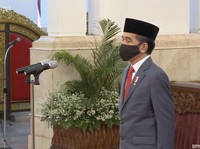 Covid-19, Jokowi Ajak Rakyat Bangga Pakai Barang Made in RI