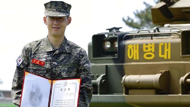 Son Heung Min Raih Penghargaan Usai Tuntaskan Wajib Militer