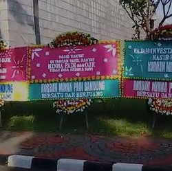 OJK Perintah Minna Padi Kembalikan Dana Milik Nasabah