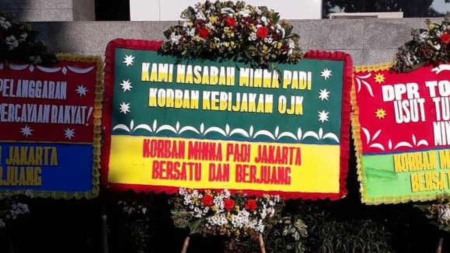 Karangan Bunga Minna Padi di DPR, 8 Mei 2020 (Dok. Komunitas Investor Minna Padi)