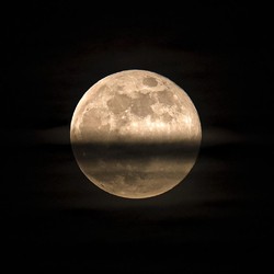 Supermoon Pertama 2023 Bisa Disaksikan Sore Ini, Cek Jamnya!