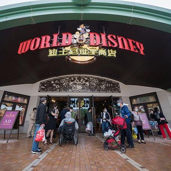 Penampakan Disneyland Shanghai yang Dibuka Lagi Pasca Corona