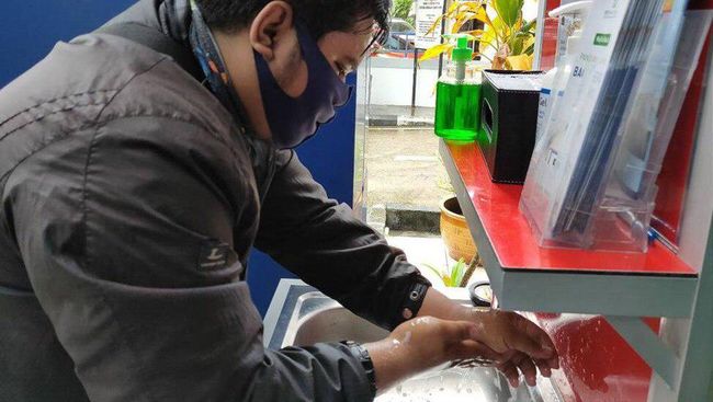 Cegah Covid 19 Peserta Aman Kunjungi Kantor Bpjs Kesehatan