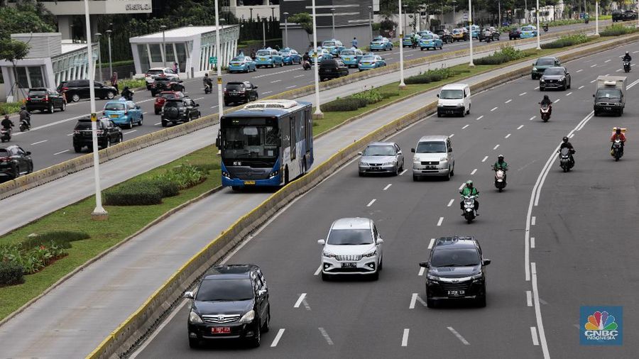 Lalu Lintas di Jakarta (CNBC Indonesia/ Andrean Kristianto)