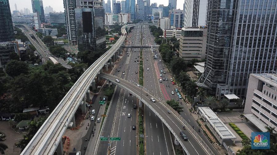 Lalu Lintas di Jakarta (CNBC Indonesia/ Andrean Kristianto)