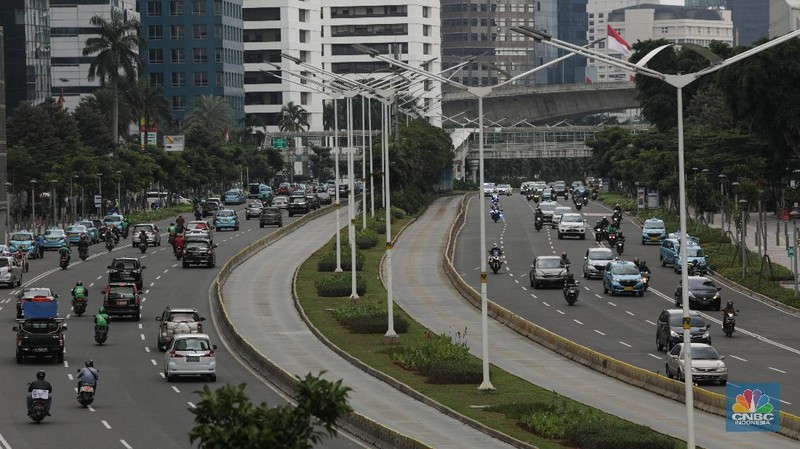 Lalu Lintas di Jakarta (CNBC Indonesia/ Andrean Kristianto)
