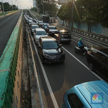 Pasar Hingga Jalanan Jakarta Ramai! Apa Kabar PSBB?