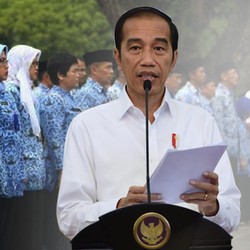 Top Pak Jokowi! Guru Honorer Juga Dapat Bantuan Rp 2,4 Juta
