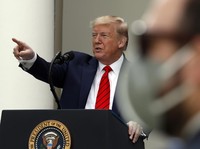 Ada Insider Trading Saham Saat Corona, Trump Jengkel!