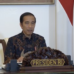 Iuran BPJS: Dinaikkan Jokowi, Diturunkan MA, Dinaikkan Lagi!