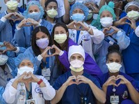 Sudah Divaksin Pfizer Perawat AS Masih Kena Covid, Kok Bisa?