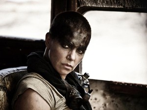 Charlize Theron Kenang Momen Haru dan Sisi Lain Syuting Mad Max: Fury Road
