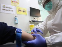 5 Fakta di Balik Melonjaknya Virus Corona di Indonesia