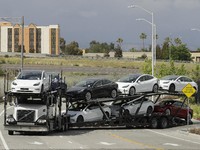 Duh! Tesla Tarik Hampir 50.000 Kendaraan di China, Ada Apa?