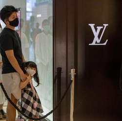 Fakta Delphine Arnault, Putri Crazy Rich Owner Louis Vuitton