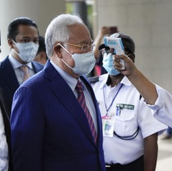 Skandal 1MDB Rp 140 M  & Jeruji Besi 12 Tahun Najib Razak