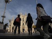 Welcome 'New Normal', Ini Penampakannya di Sejumlah Negara