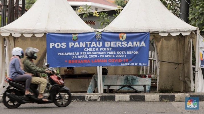 Pos Pemantauan PSBB Tanpa Penjagaan (CNBC Indonesia/ Andrean Kristianto) Pos Pemantauan PSBB Tanpa Penjagaan (CNBC Indonesia/ Andrean Kristianto)
