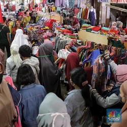Beda Lebaran 2020: Gelombang PHK, Banyak Pedagang Dadakan