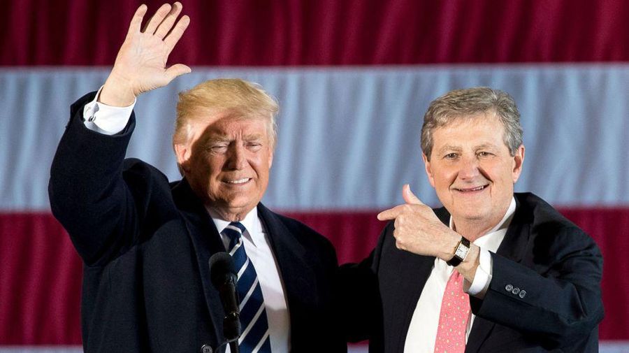 Donald Trump dan John Kennedy, December 2016 (Andrew Harnik/AP)