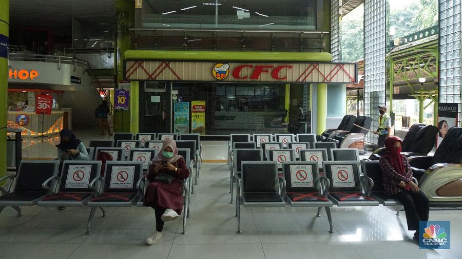 Ilustrasi Stasiun Gambir. CNBC Indonesia/Tri Susilo