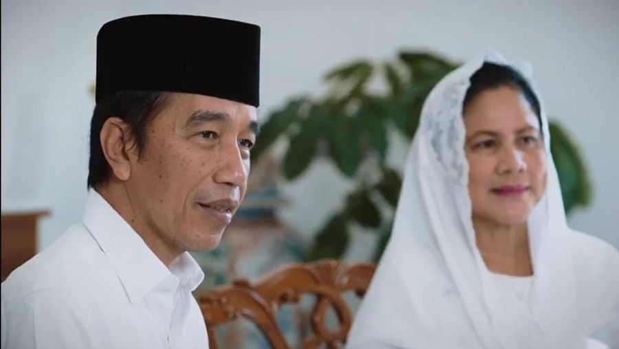 Presiden Jokowi dan Ibu Negara Ucapkan Selamat Idulfitri. Biro Pers Sekretariat Presiden