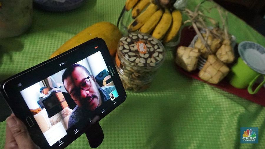 Lebaran via Virtual (CNBC Indonesia/Muhammad Sabki)
