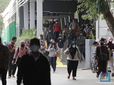 2 Tahun RI 'Dibombardir' Corona, Kapan Pandemi Usai?