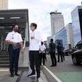 Kunjungi Stasiun MRT, Isyarat Jokowi ke Anies Akhiri PSBB?