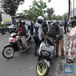 Perhatian Warga DKI, Anies Rilis Aturan Ganjil Genap Motor
