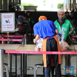 Hitungan Untung Bisnis GoFood-GrabFood, Ternyata Tipis Banget